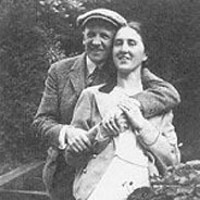 Der ehemalige Reichskanzler und seine Frau wurden im Rahmen des Röhm-Putschs ermordet