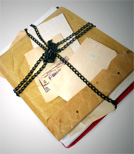 Durch Zufall gerät Kosemund an einen LKW mit Stasi-Akten - für die sich wohl auch andere interessieren...