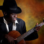 Zwei nahmhafte Legenden zu Gast beim Rudolstadt Festival, Eliades Ochoa und Grupo Patria aus Kuba