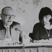 Ernst Jandl und Friederike Mayröcker schrieben mehrere Hörspiele zusammen