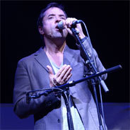 Jan Josef Liefers singt die Lieder seiner Kindheit