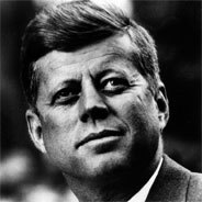 John F. Kennedy war damals Präsident und auch Heidi war in ihn verliebt