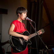 Mit Gefühl und Gitarre: Le-Thanh Ho