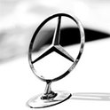 Ein Autospiel soll Anna und ihren Sohn Léo aus der finanziellen Misere retten