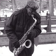 Saxofonist auf der Straße