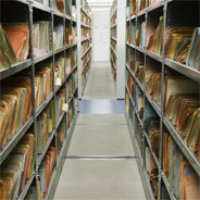 169.000 Film-, Video- und Tondokumente lagern heute in den Archiven der ehemaligen DDR - Staatssicherheit.