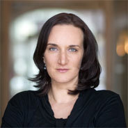 Terézia Mora ist Schriftstellerin, Drehbuchautorin und Übersetzerin