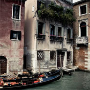 Durch das schöne Venedig führt es die Bande der Diebe in diesem Hörspiel