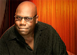 Seit über 25 Jahren im Geschäft und jeden Freitagabend bei Digitally Imported: Carl Cox